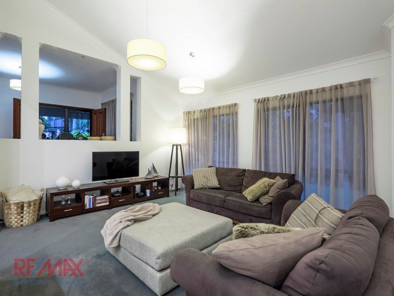 3 Plum Pine Ct, Eatons Hill QLD 4037