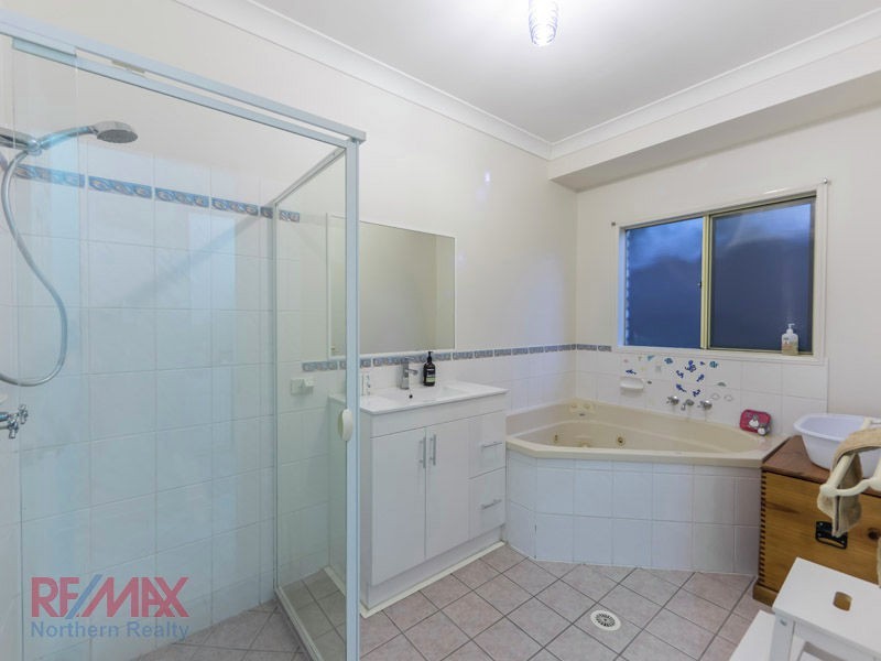 16 GOLD CREEK COURT, Albany Creek QLD 4035