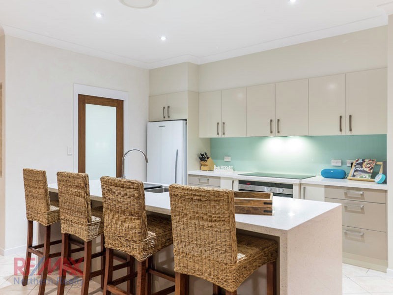 16 GOLD CREEK COURT, Albany Creek QLD 4035