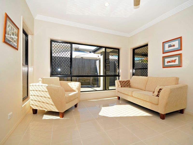 19 Brigadoon Crescent, Eatons Hill QLD 4037