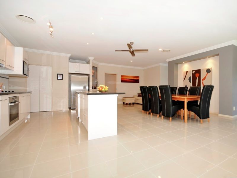 19 Brigadoon Crescent, Eatons Hill QLD 4037