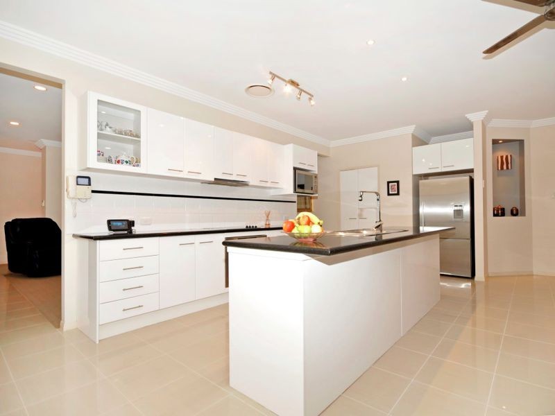 19 Brigadoon Crescent, Eatons Hill QLD 4037