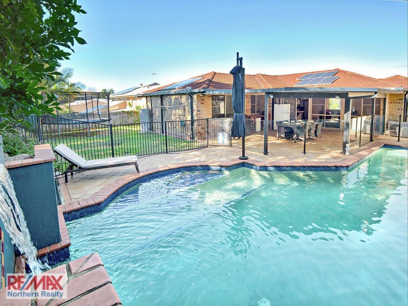 18 Langley Place, Albany Creek QLD 4035