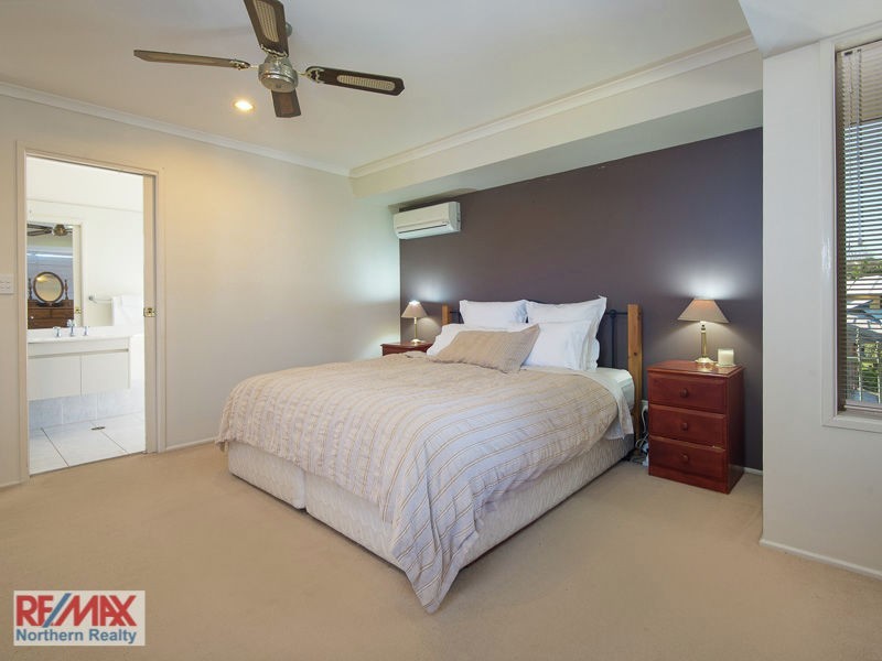 18 Langley Place, Albany Creek QLD 4035