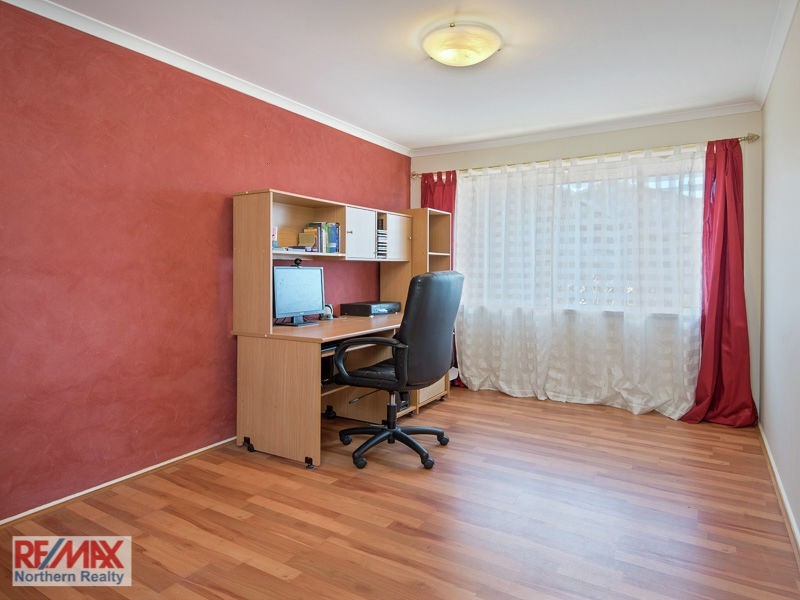 18 Langley Place, Albany Creek QLD 4035