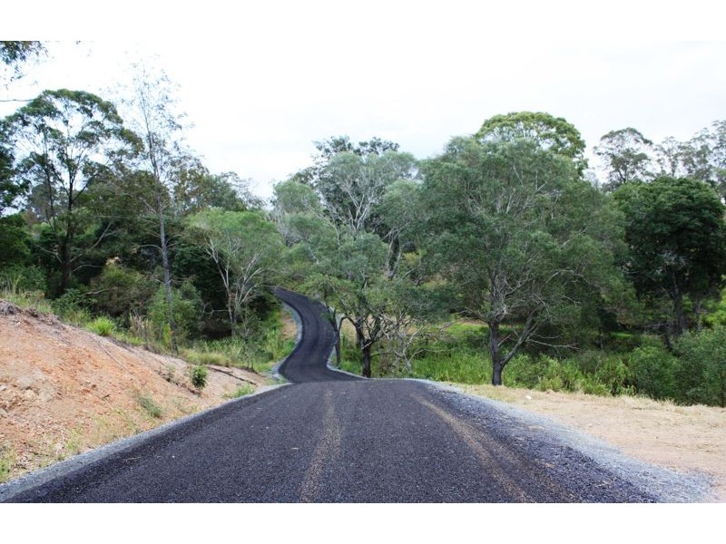 674 Eatons Crossing Road, Draper QLD 4520