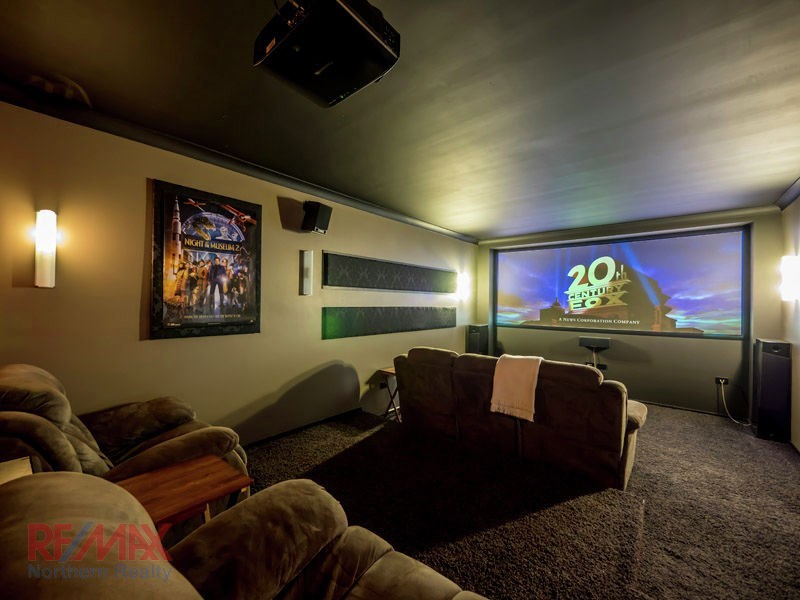 64 Corvus Dve, Cashmere QLD 4500