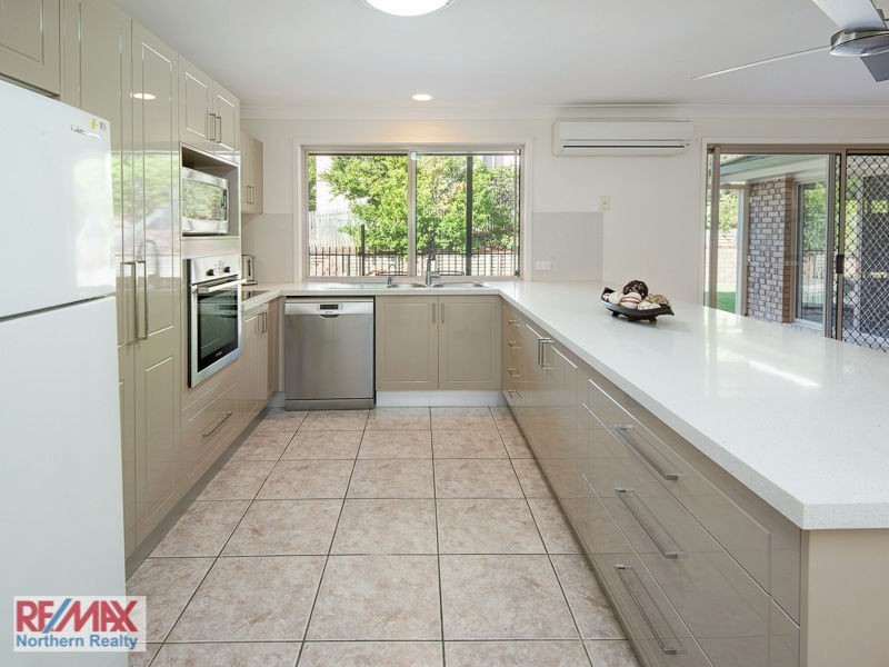 80 Lancewood Drive, Albany Creek QLD 4035