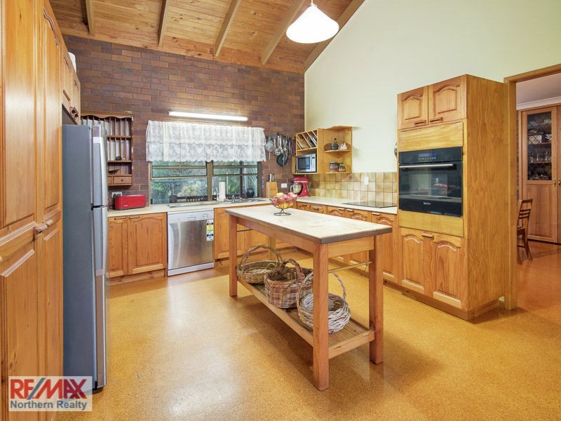 18 Cosgrove Road, Samford Valley QLD 4520