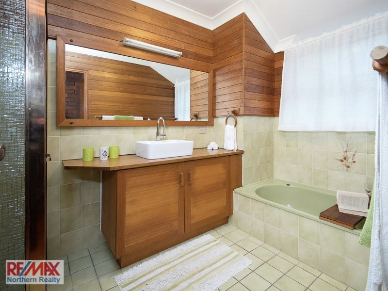 18 Cosgrove Road, Samford Valley QLD 4520