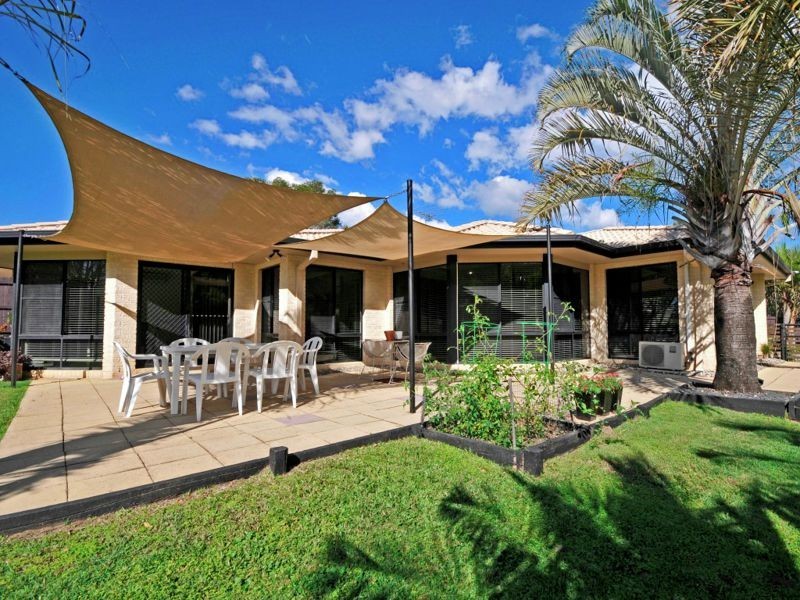 64 Hayward Ave, Cashmere QLD 4500