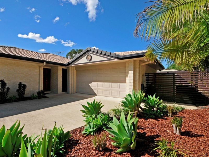 64 Hayward Ave, Cashmere QLD 4500