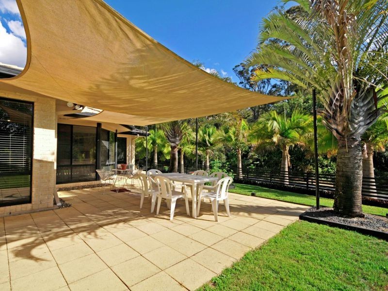 64 Hayward Ave, Cashmere QLD 4500