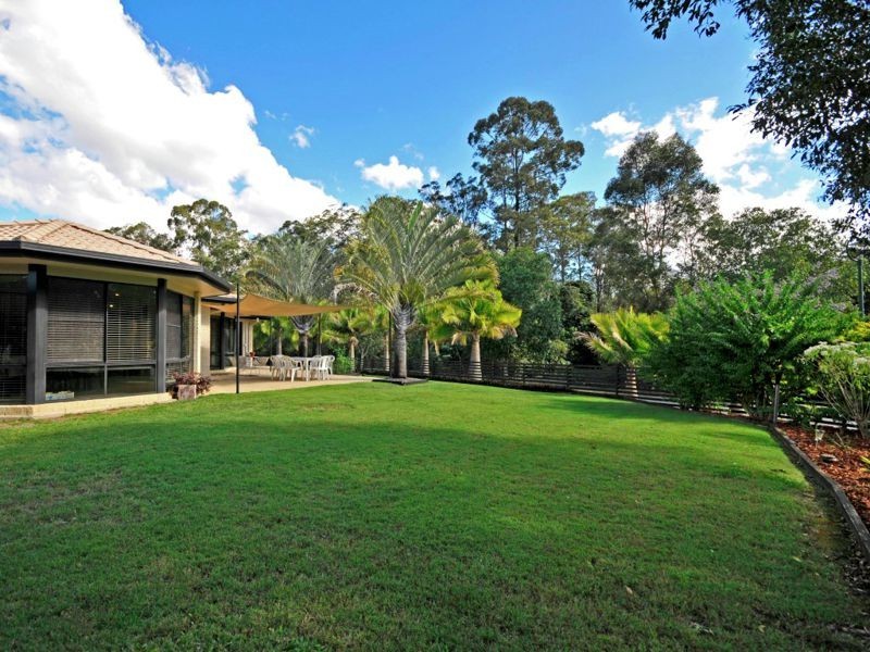 64 Hayward Ave, Cashmere QLD 4500