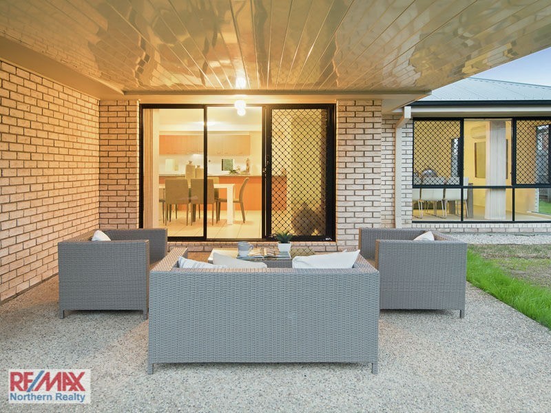 39 Oakwood Rd, Warner QLD 4500