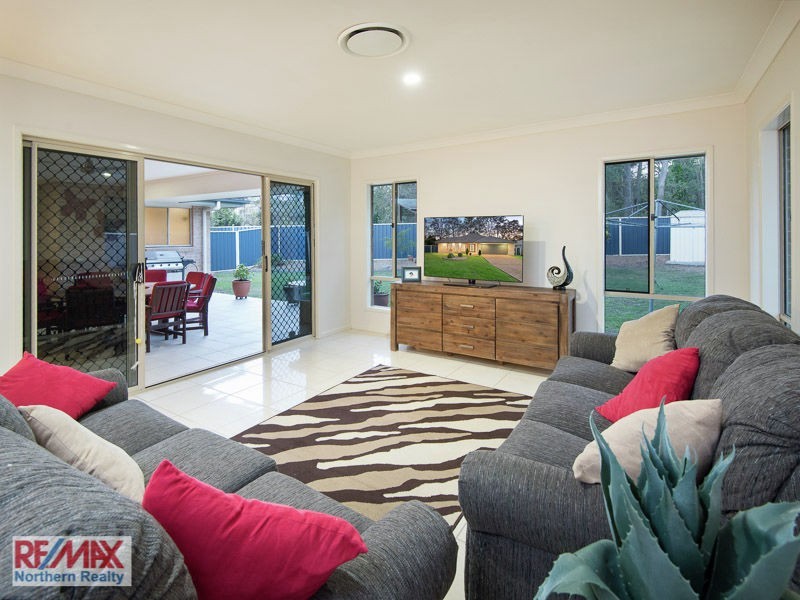 1 Mary Jane Ct, Joyner QLD 4500