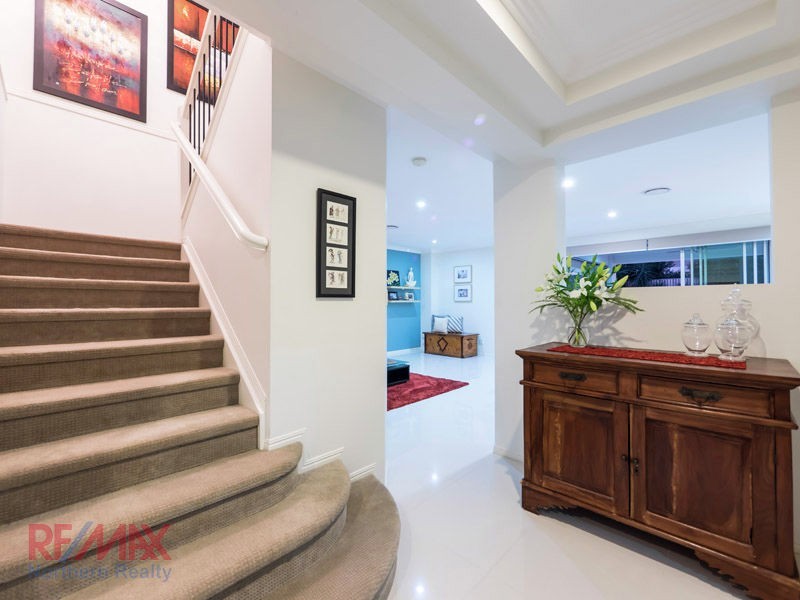 11 confluence ct, Eatons Hill QLD 4037