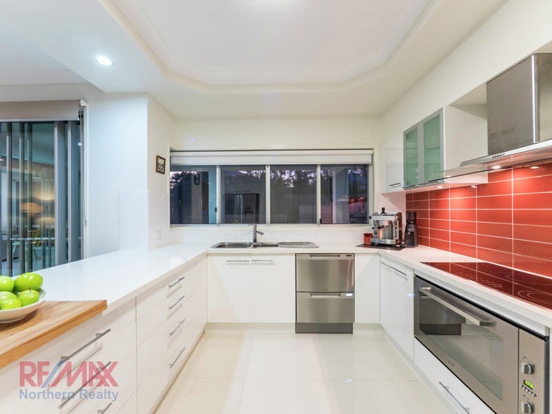 11 confluence ct, Eatons Hill QLD 4037