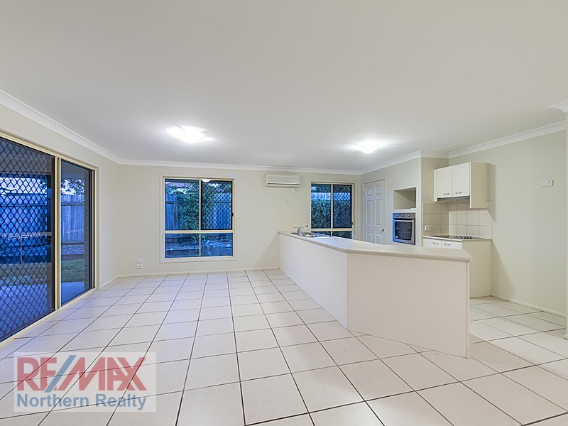 17 Birmingham Street, Eatons Hill QLD 4037