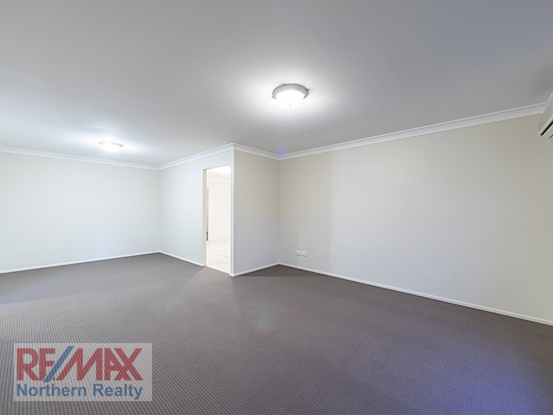 17 Birmingham Street, Eatons Hill QLD 4037
