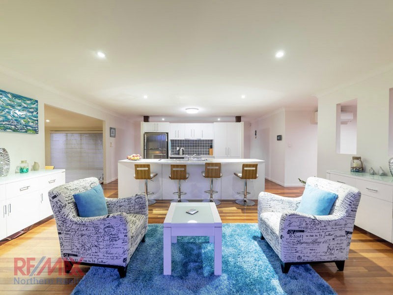 14 Roundelay Ct, Eatons Hill QLD 4037