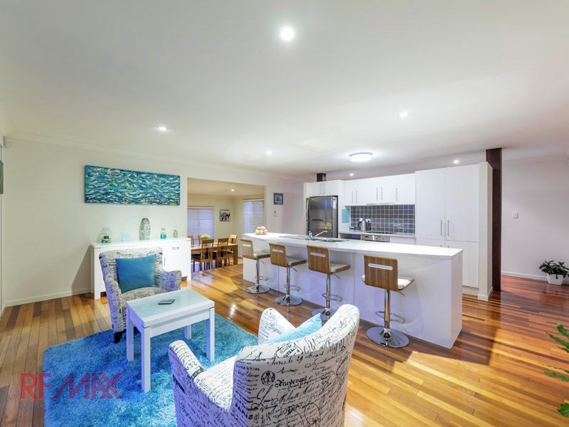 14 Roundelay Ct, Eatons Hill QLD 4037