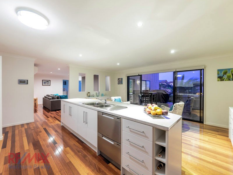 14 Roundelay Ct, Eatons Hill QLD 4037