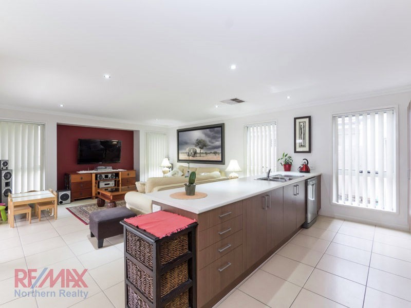 20 Castlewellan Circuit, Warner QLD 4500