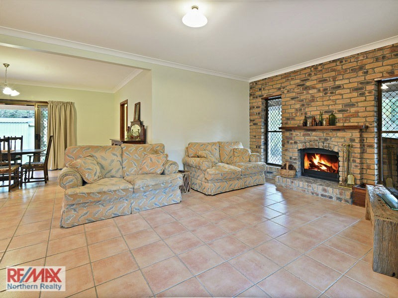 49 Gordons Crossing Road West, Joyner QLD 4500