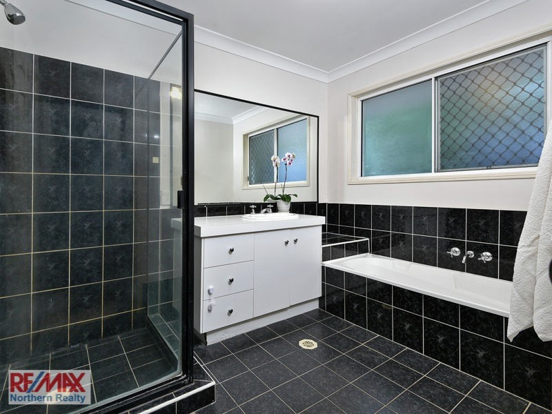 56 Flinders Way, Albany Creek QLD 4035