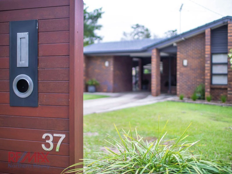 37 Garbala Drive, Strathpine QLD 4500