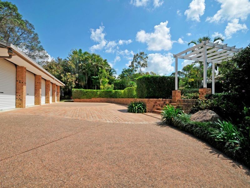 24 Carson Drive, Bunya QLD 4055