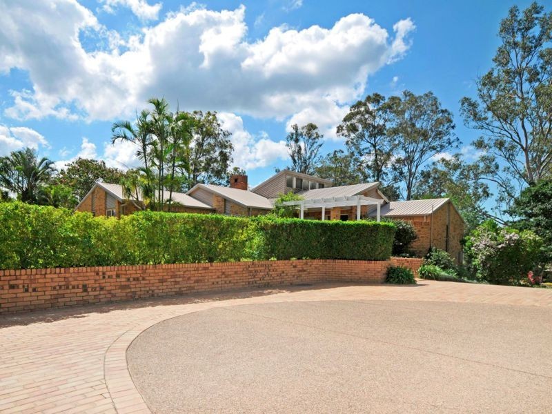 24 Carson Drive, Bunya QLD 4055