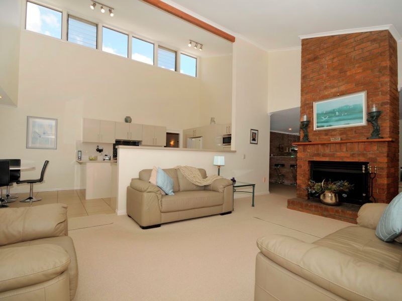 24 Carson Drive, Bunya QLD 4055