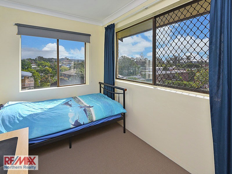 6/34 Mitre Street, St Lucia QLD 4067