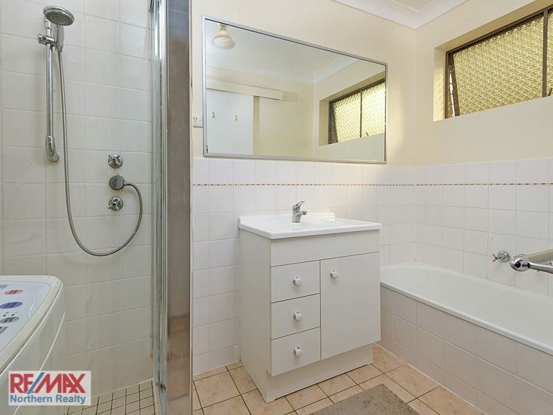 6/34 Mitre Street, St Lucia QLD 4067