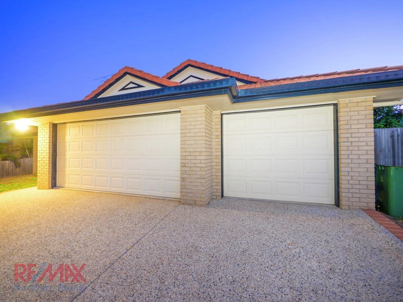 97 Saraband Dve, Eatons Hill QLD 4037