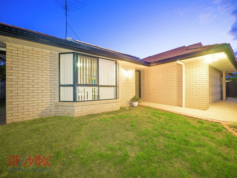 97 Saraband Dve, Eatons Hill QLD 4037