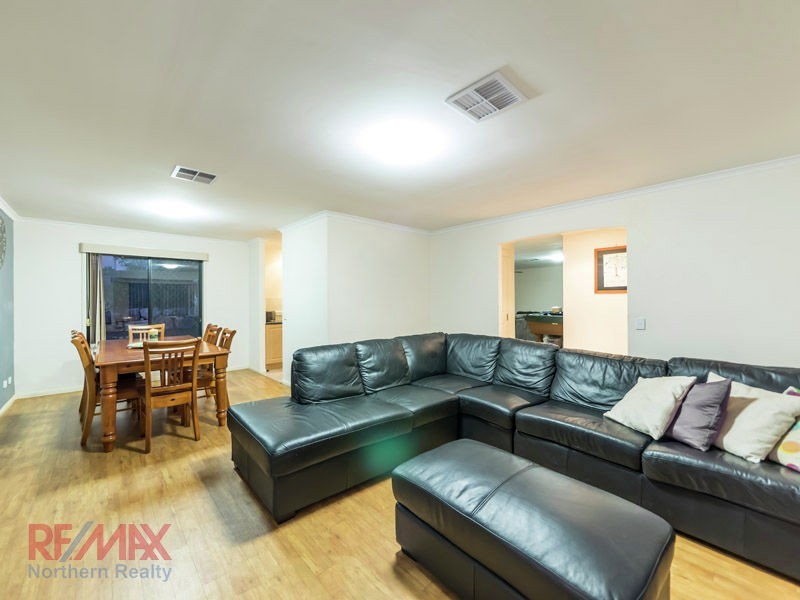 97 Saraband Dve, Eatons Hill QLD 4037