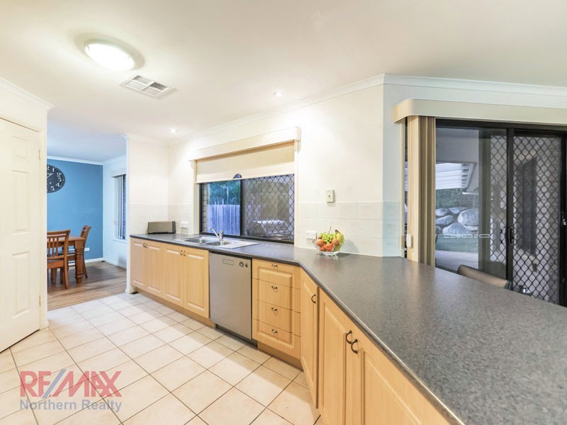 97 Saraband Dve, Eatons Hill QLD 4037