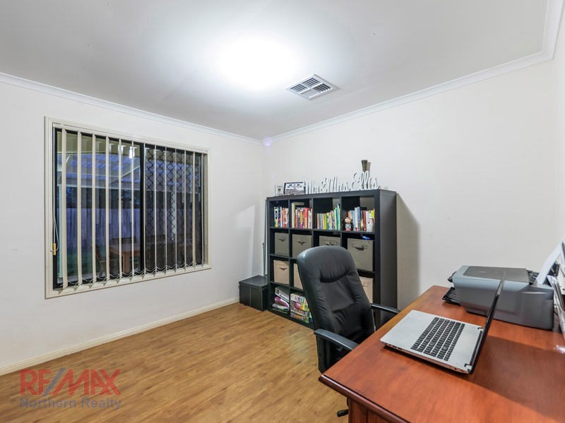 97 Saraband Dve, Eatons Hill QLD 4037