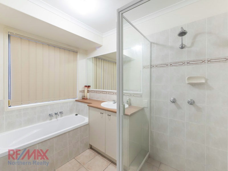 97 Saraband Dve, Eatons Hill QLD 4037