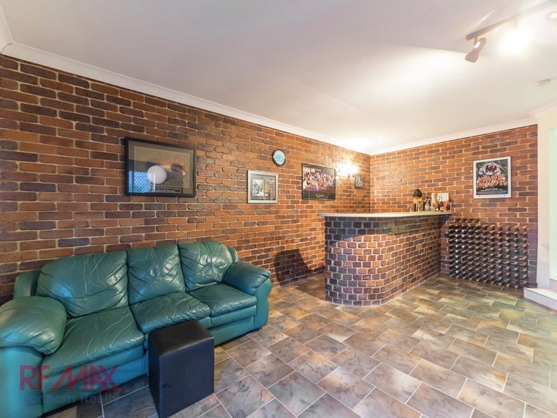 8 Blaxland Close, Albany Creek QLD 4035