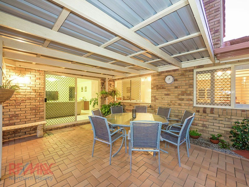 8 Blaxland Close, Albany Creek QLD 4035