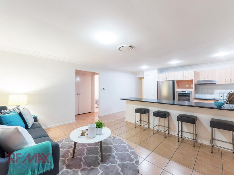 27 Fred Campbell Dve, Albany Creek QLD 4035