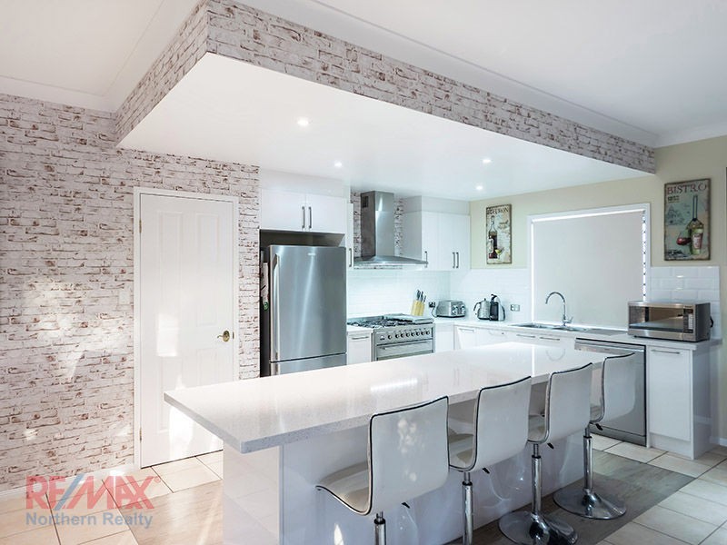 3 Holly Court, Albany Creek QLD 4035