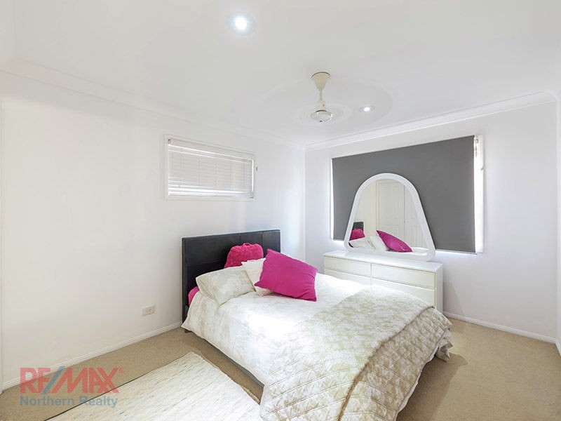 3 Holly Court, Albany Creek QLD 4035