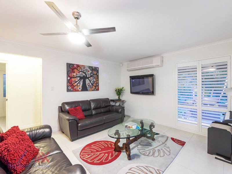 37 Listonia Dve, Albany Creek QLD 4035