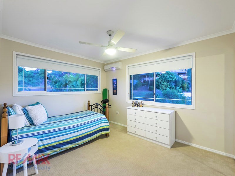 37 Listonia Dve, Albany Creek QLD 4035