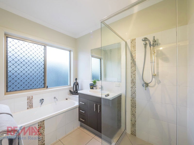 8 Tasman St, Bray Park QLD 4500